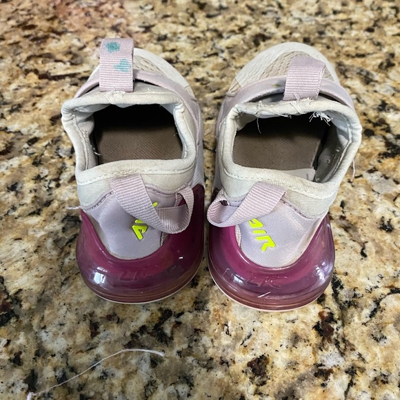 Girl’s Nike Air Max 270 Extreme - Picture 4 of 5